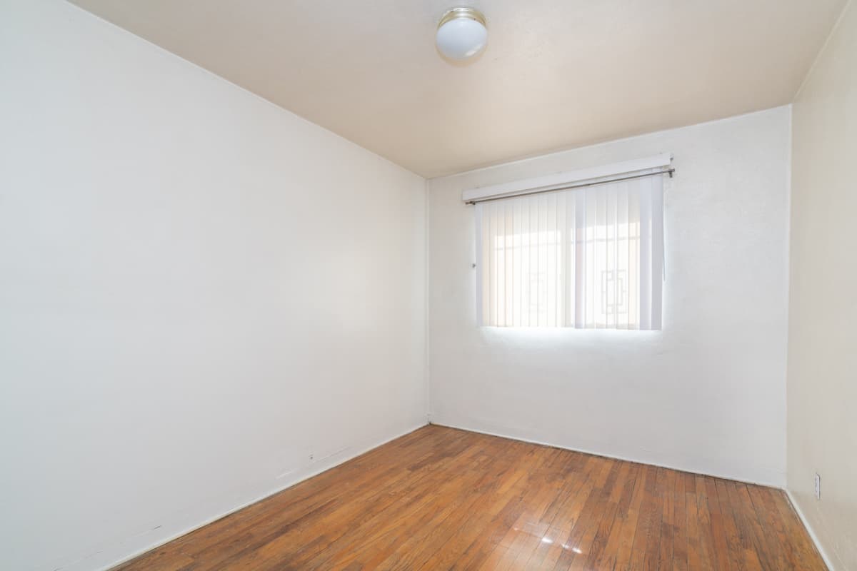 Albuquerque Apartment: 1217-1223  Dr Martin Luther King Jr Ave NE