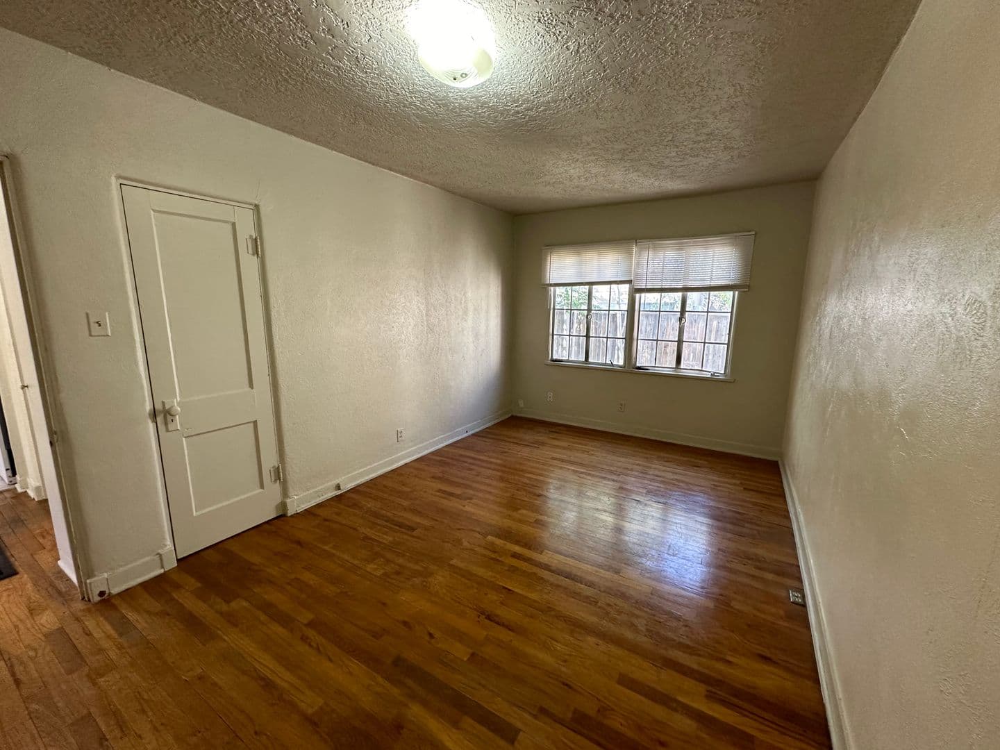 Albuquerque Apartment: Stanford/Silver