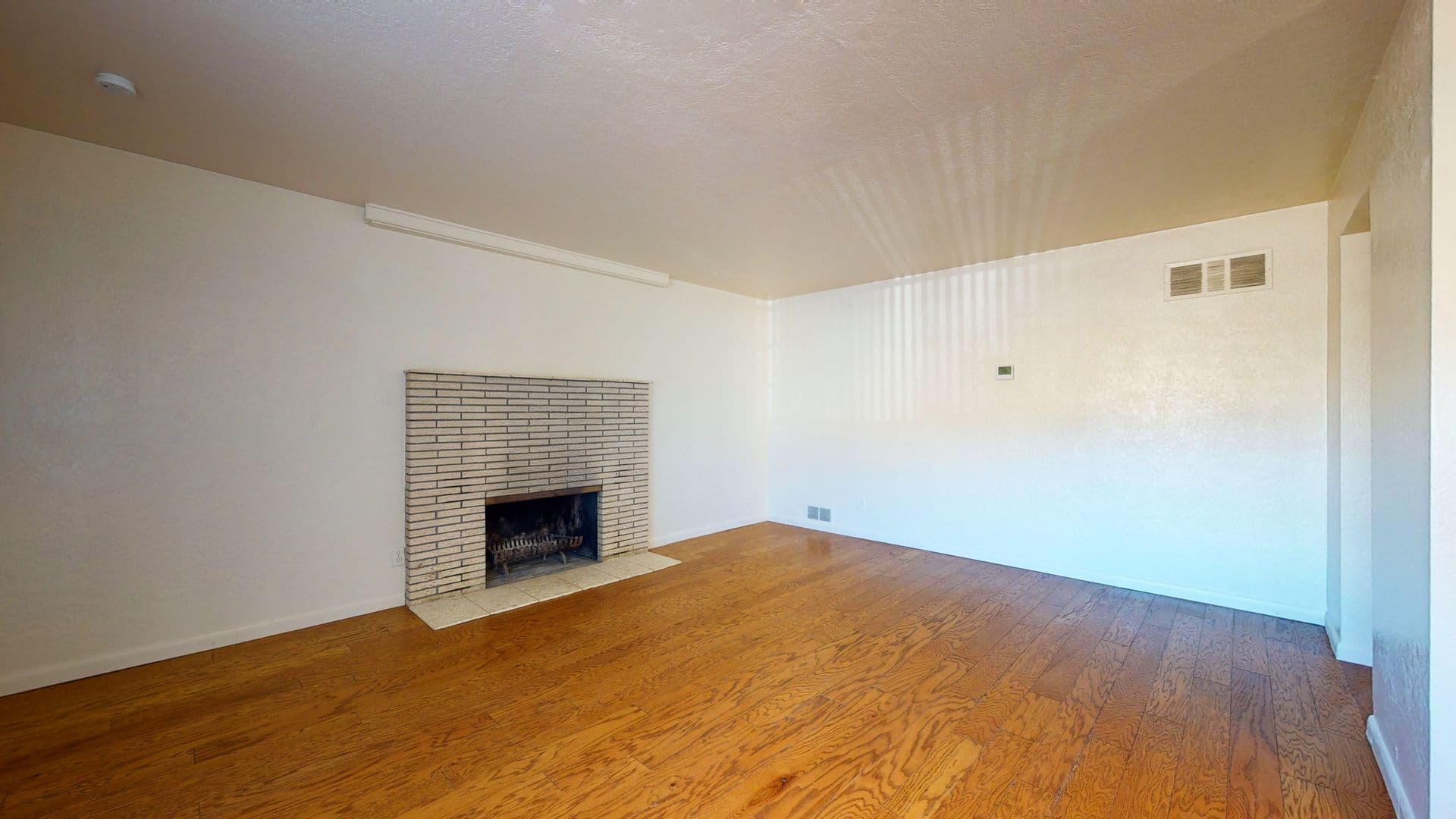 ALBUQUERQUE House: 6112 Zimmerman Avenue NE