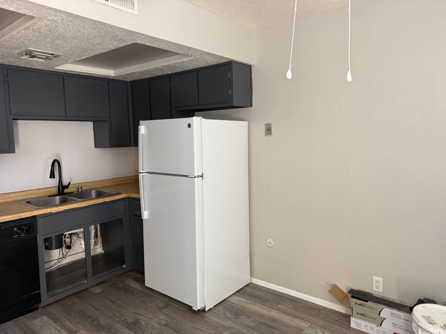 ALbuquerque Apartment: 11105 Ventura Place NE