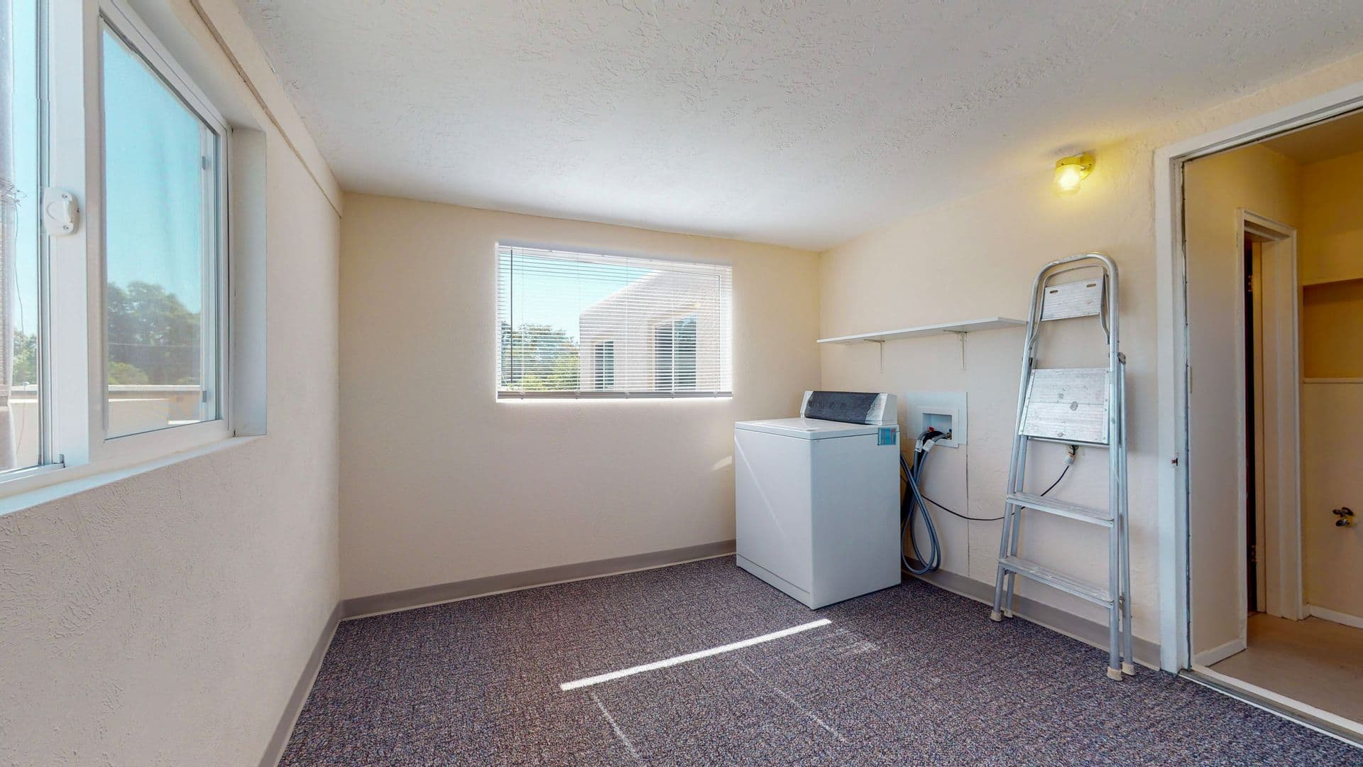 Albuquerque Apartment: 404 Prospect Ave NE