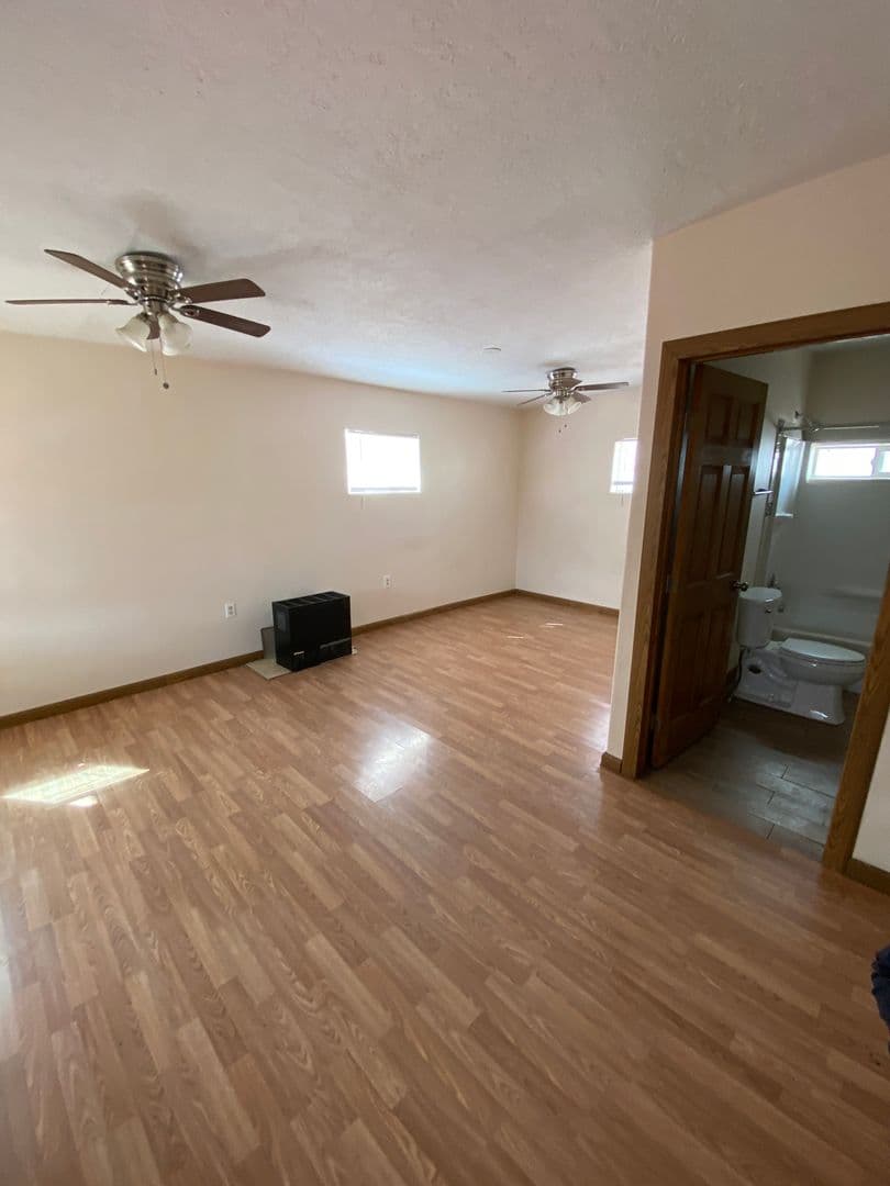 Albuquerque Apartment: 431 Virginia Street NE