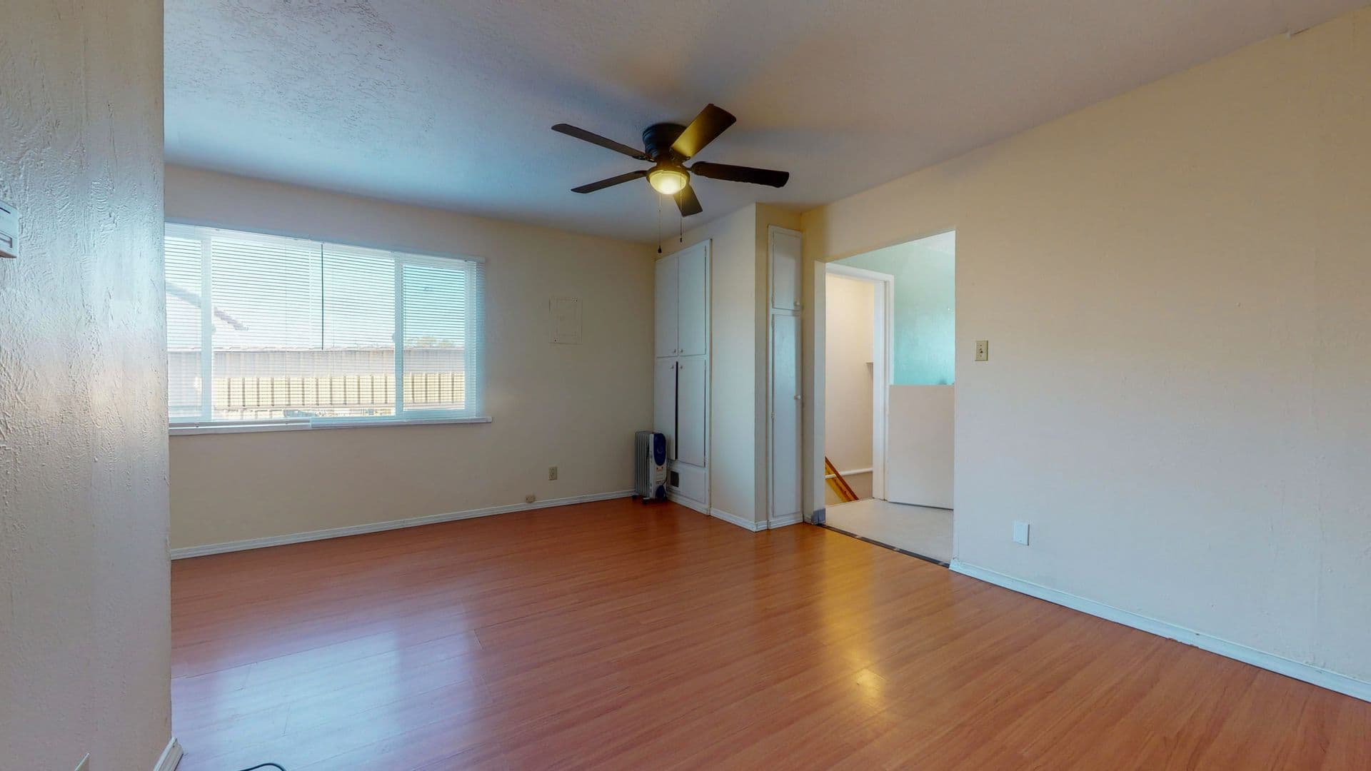 Albuquerque Apartment: 404 Prospect Ave NE