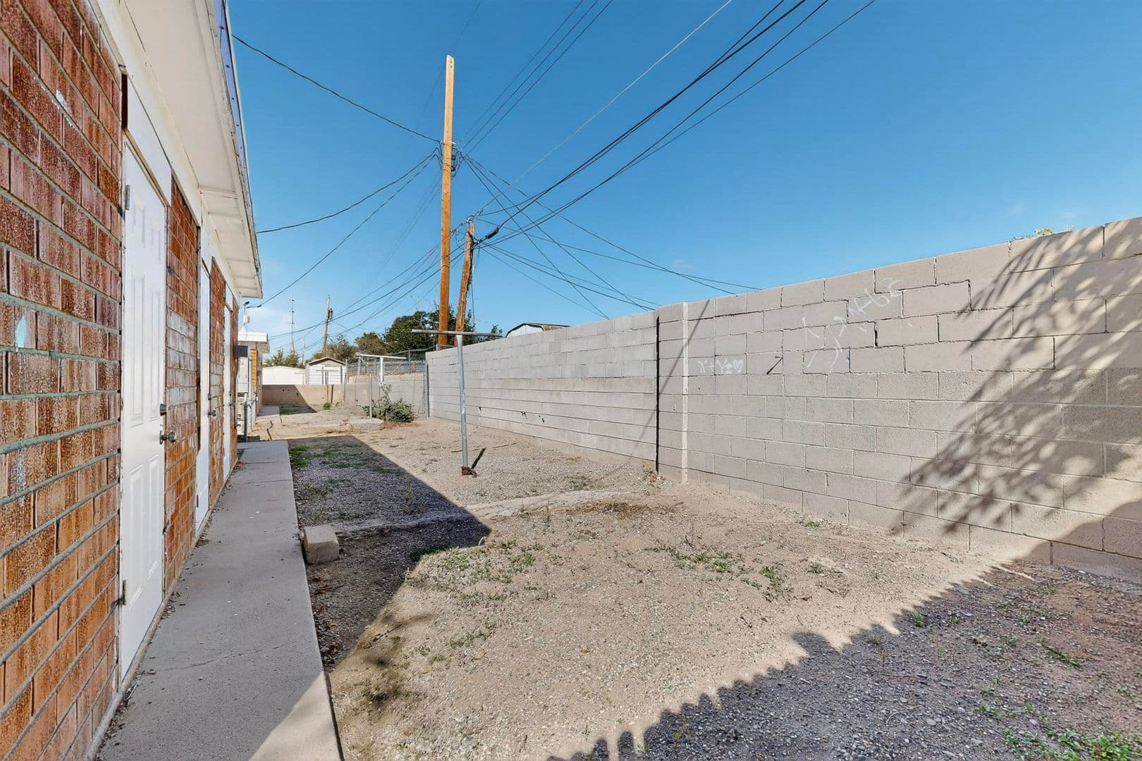 Albuquerque Apartment: 536 Cardenas Dr SE