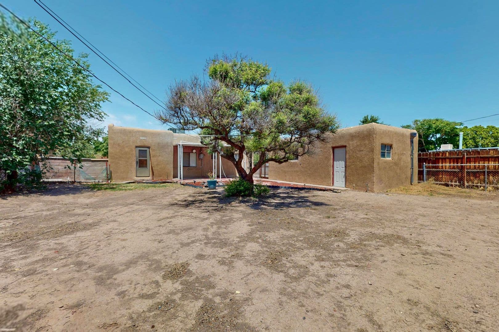 Albuquerque House: 5016 5th Street NW