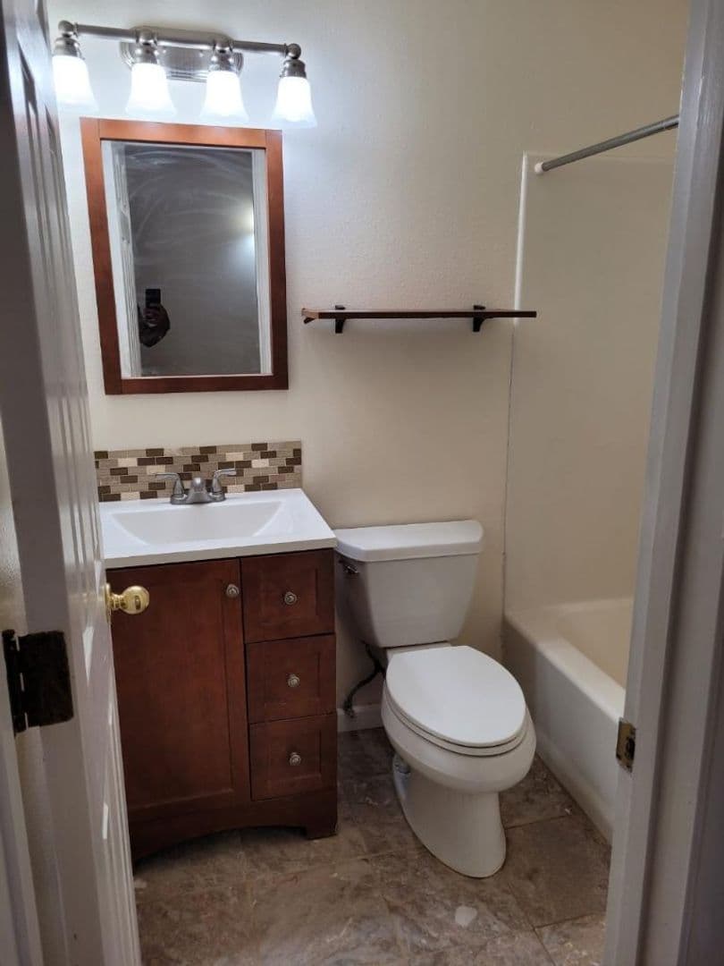 Albuquerque House: 3911 Silver Ave SE Unit E