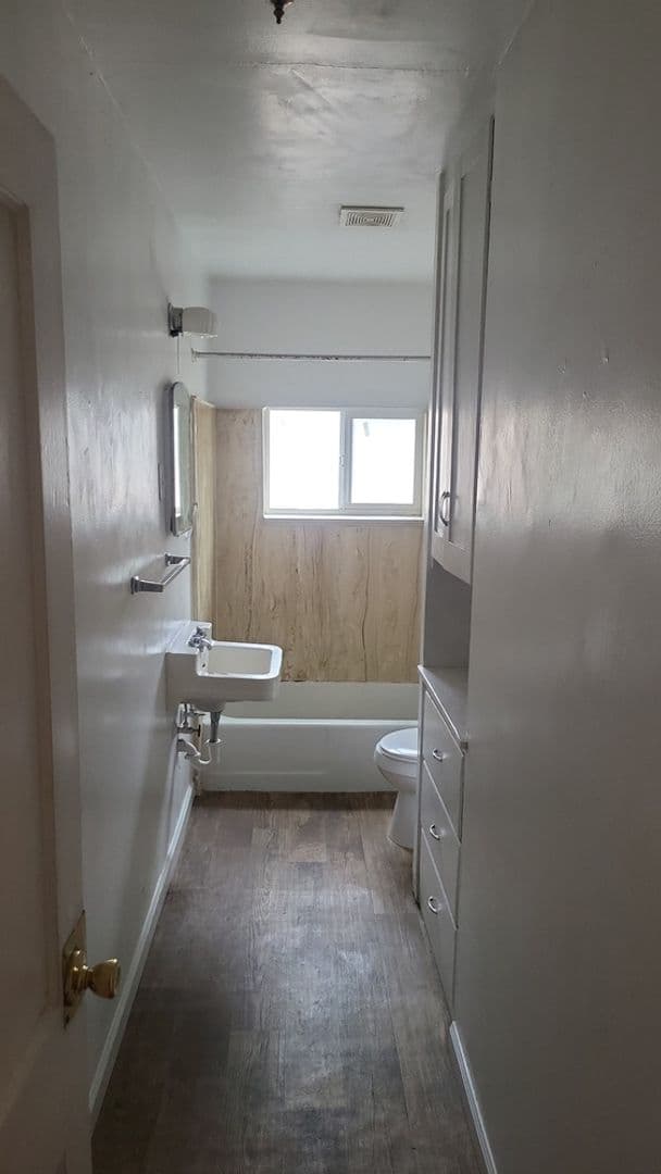 Albuquerque Apartment: 1407 - 1409 Hazeldine Ave SE
