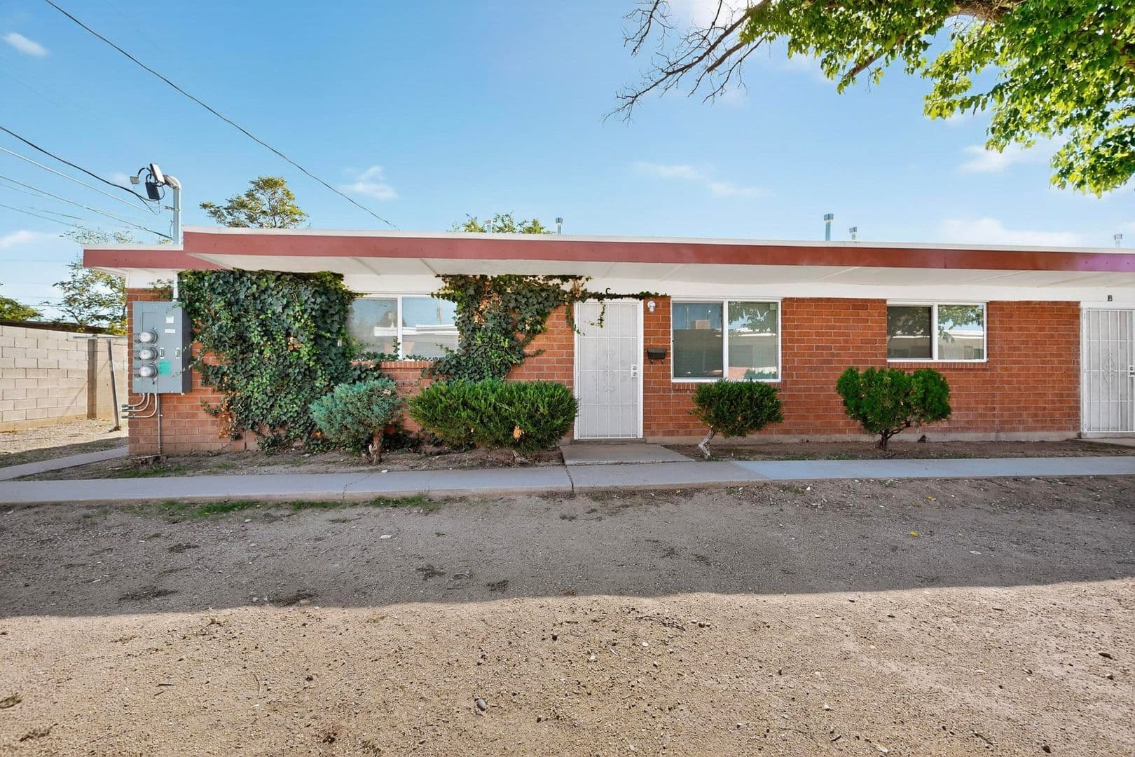 Albuquerque Apartment: Z540 Cardenas Dr SE