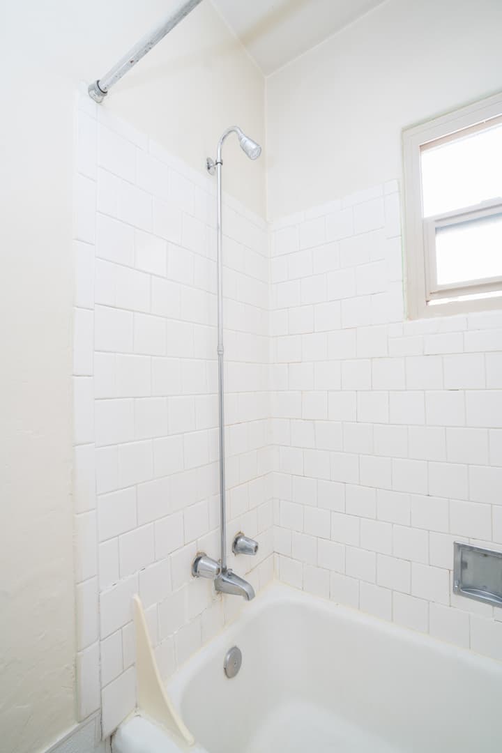 Albuquerque Apartment: 1217-1223  Dr Martin Luther King Jr Ave NE