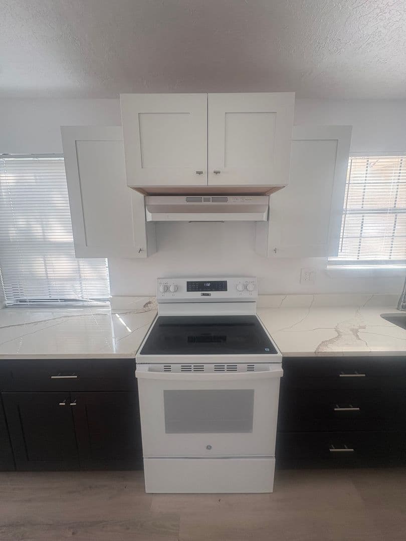 Albuquerque Apartment: 816 Coal Avenue SW