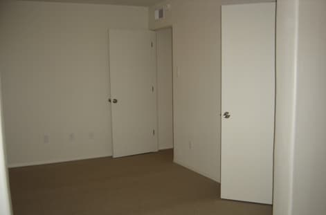 ALBUQUERQUE Apartment: 1400-1416 VASSAR DRIVE NE