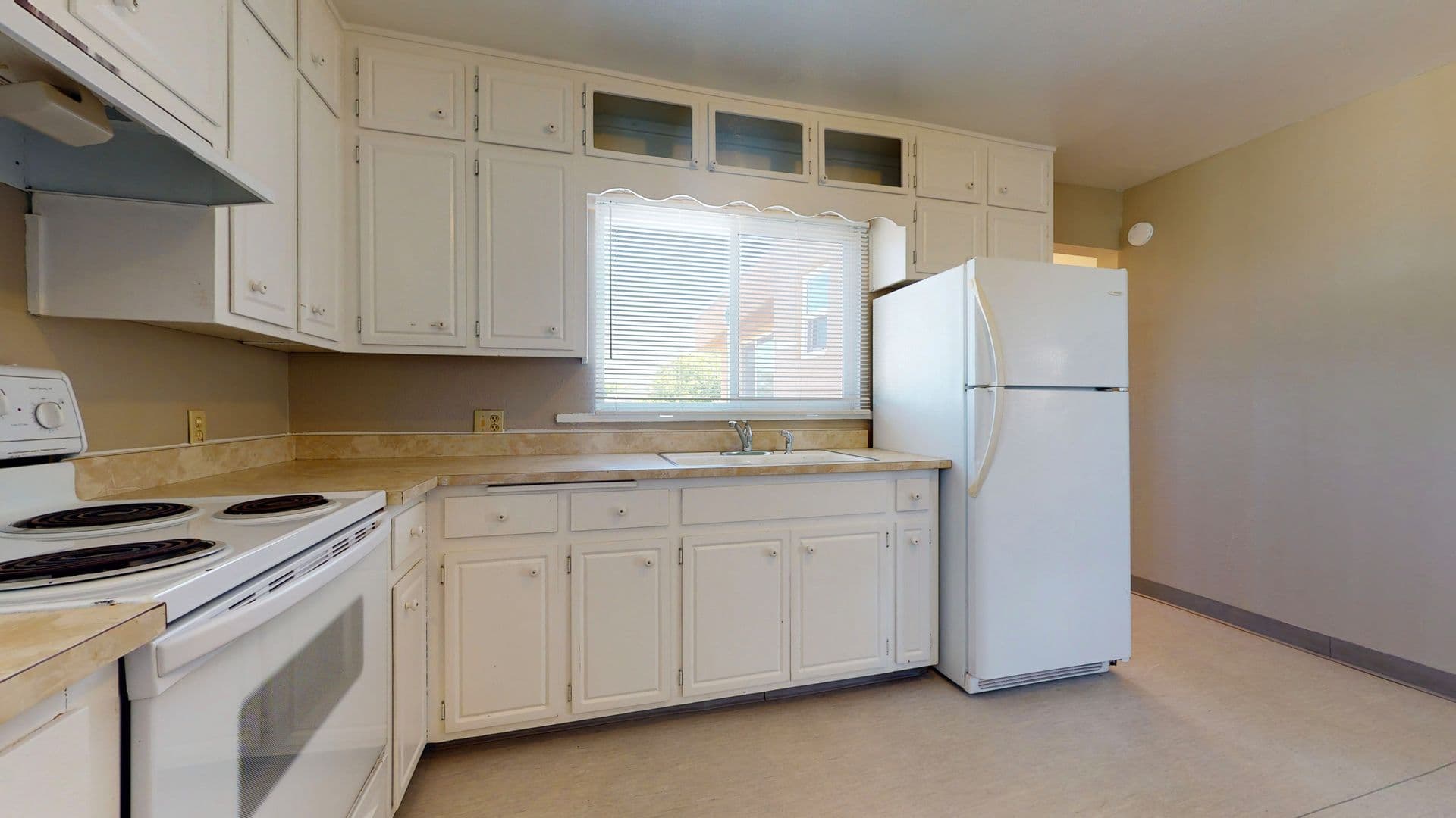 Albuquerque Apartment: 404 Prospect Ave NE