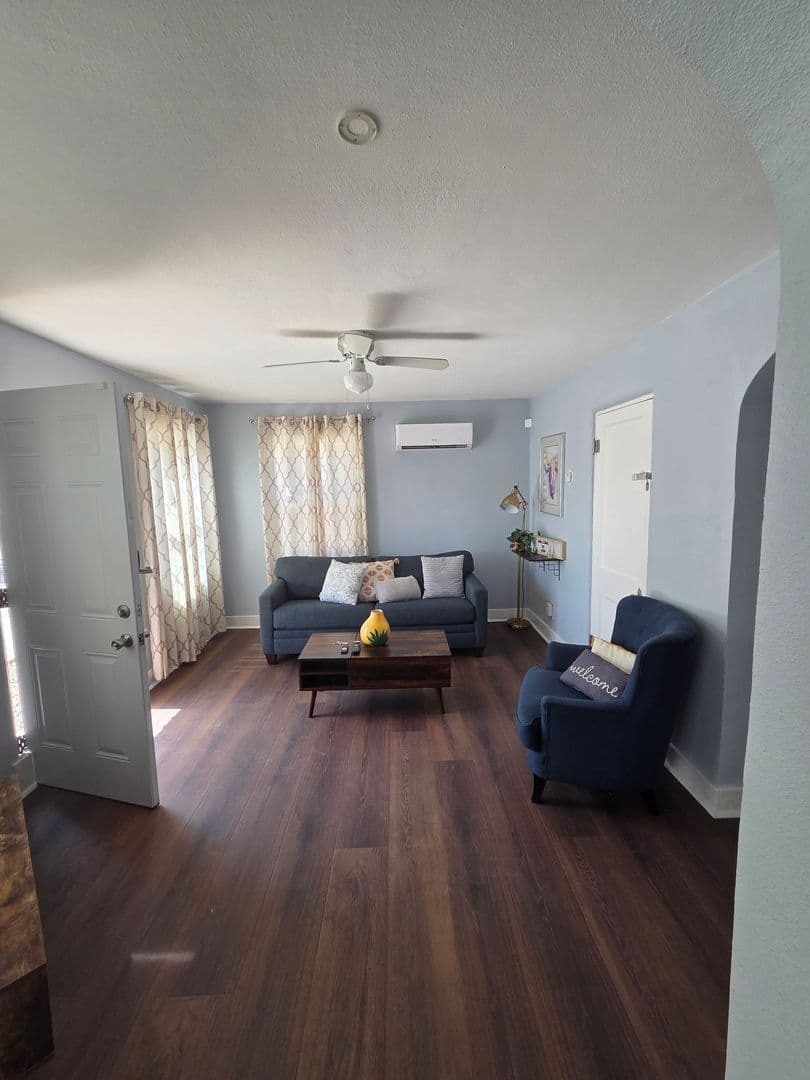 Albuquerque Apartment: 1521 Gold Ave SE