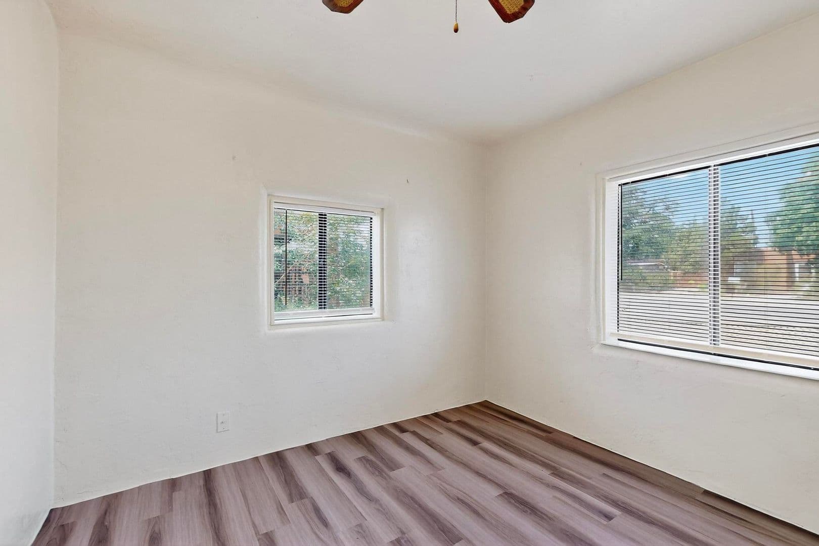 Albuquerque House: 5016 5th Street NW
