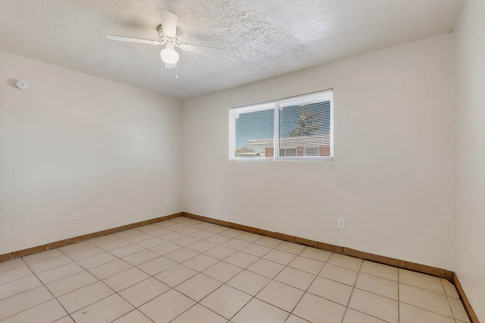 Albuquerque Apartment: Z536 Cardenas Dr SE