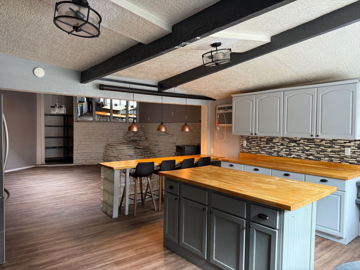 Albuquerque Apartment: 2830 Floral Rd NW - Unit B
