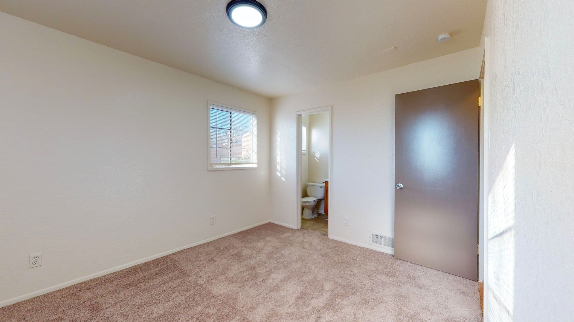 ALBUQUERQUE House: 6112 Zimmerman Avenue NE