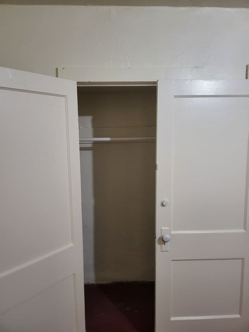 Albuquerque Apartment: 1900-1910 Gold Ave SE