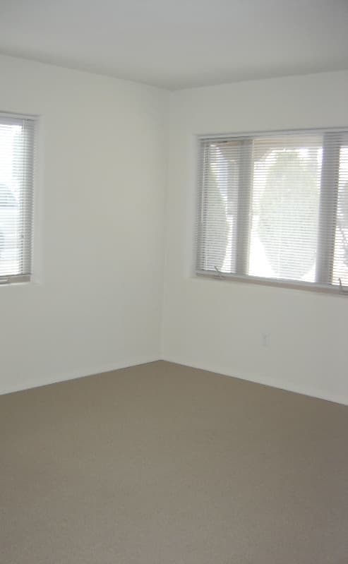 ALBUQUERQUE Apartment: 1400-1416 VASSAR DRIVE NE
