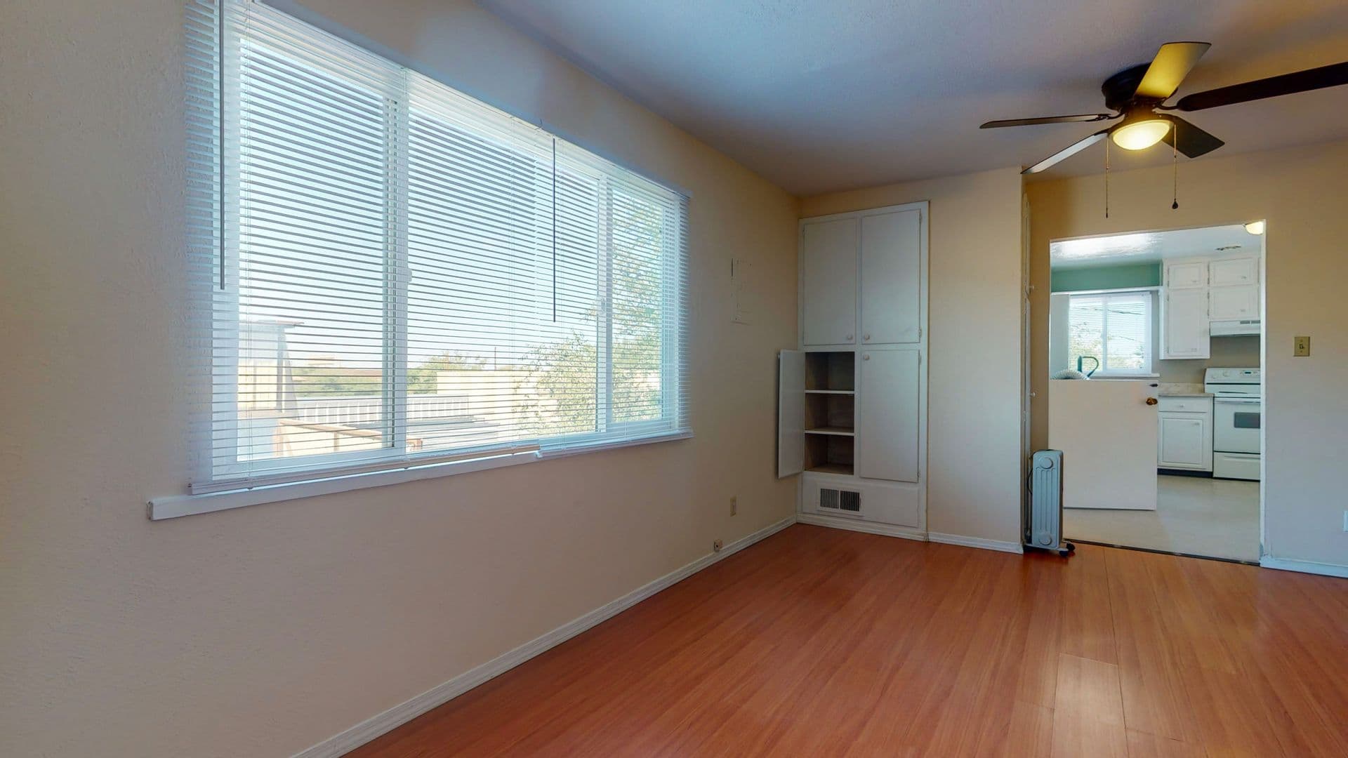 Albuquerque Apartment: 404 Prospect Ave NE