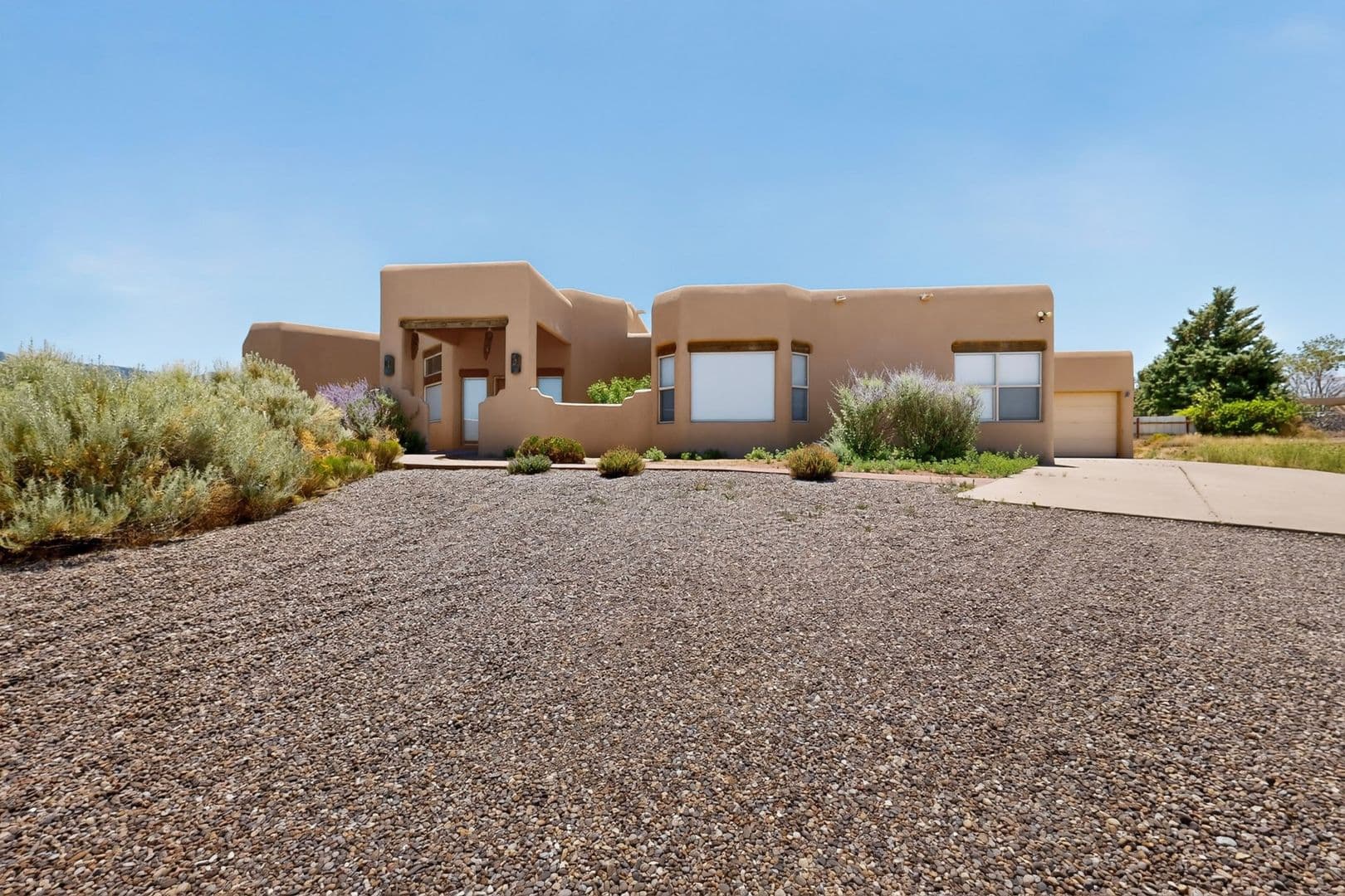 Albuquerque House: 10900 San Francisco Rd NE