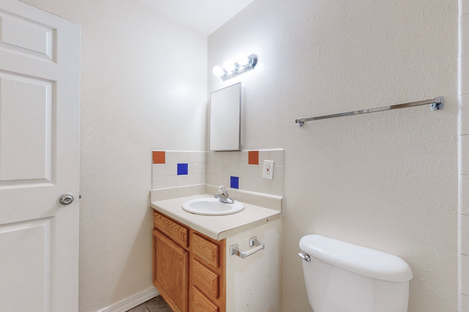 Albuquerque Apartment: 8000 Grand Avenue NE