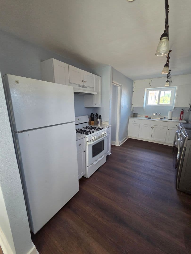 Albuquerque Apartment: 1521 Gold Ave SE