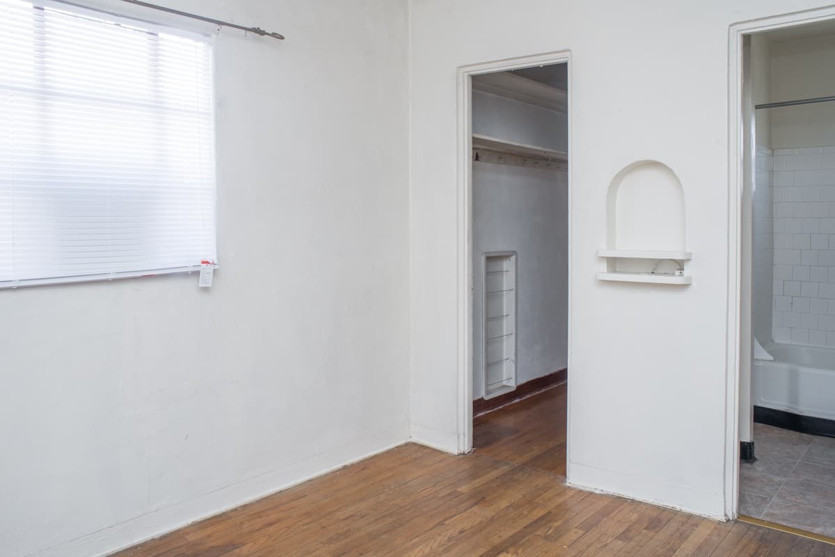 Albuquerque Apartment: 1217-1223  Dr Martin Luther King Jr Ave NE