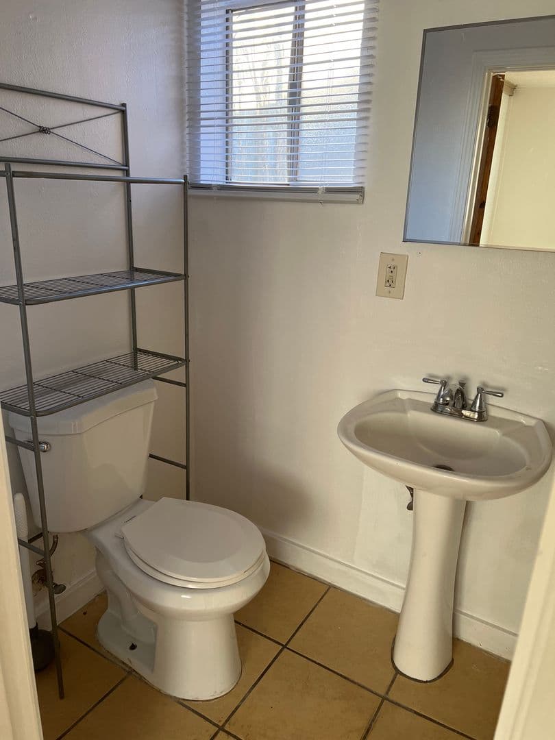 Albuquerque Apartment: 3924 3rd Street NW
