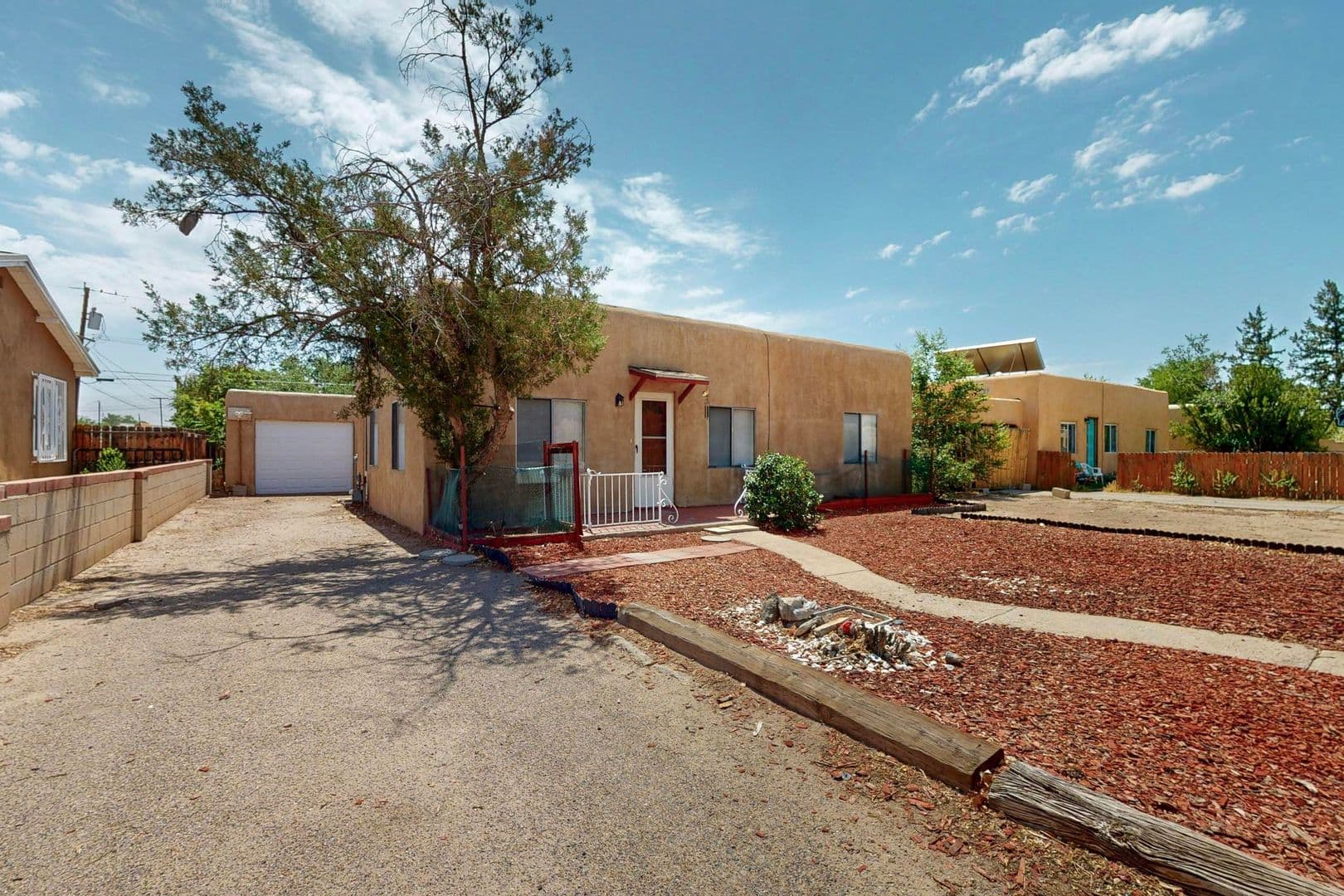 Albuquerque House: 5016 5th Street NW