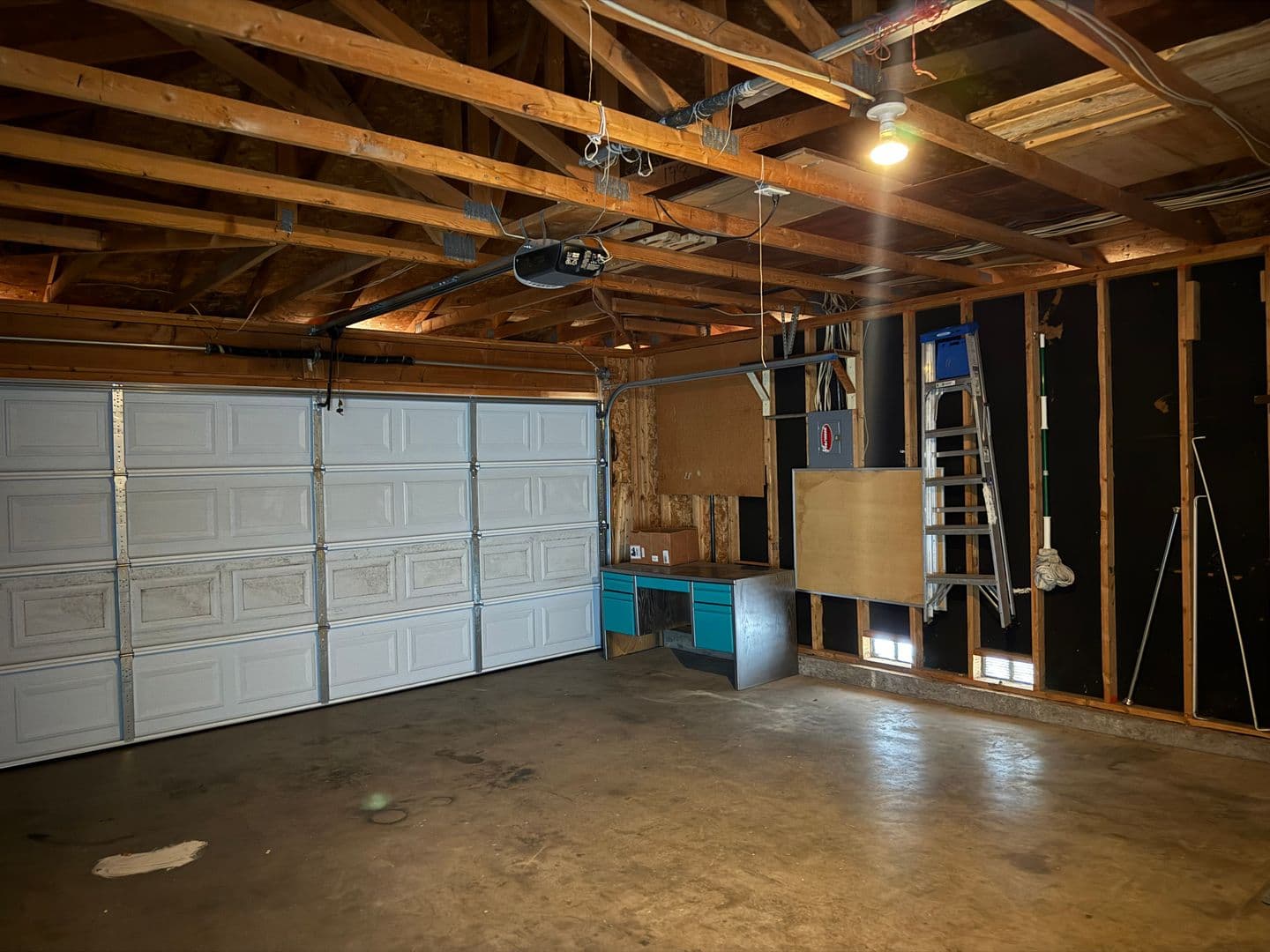 Albuquerque House: 7301 Minehead St. NW