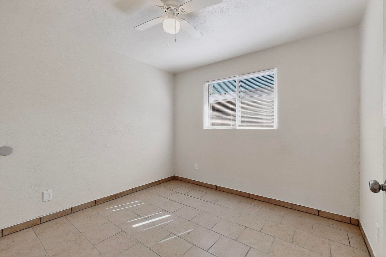 Albuquerque Apartment: Z536 Cardenas Dr SE