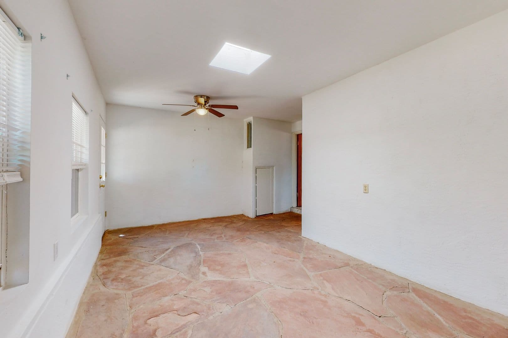 Albuquerque House: 1716 Bryn Mawr Dr NE