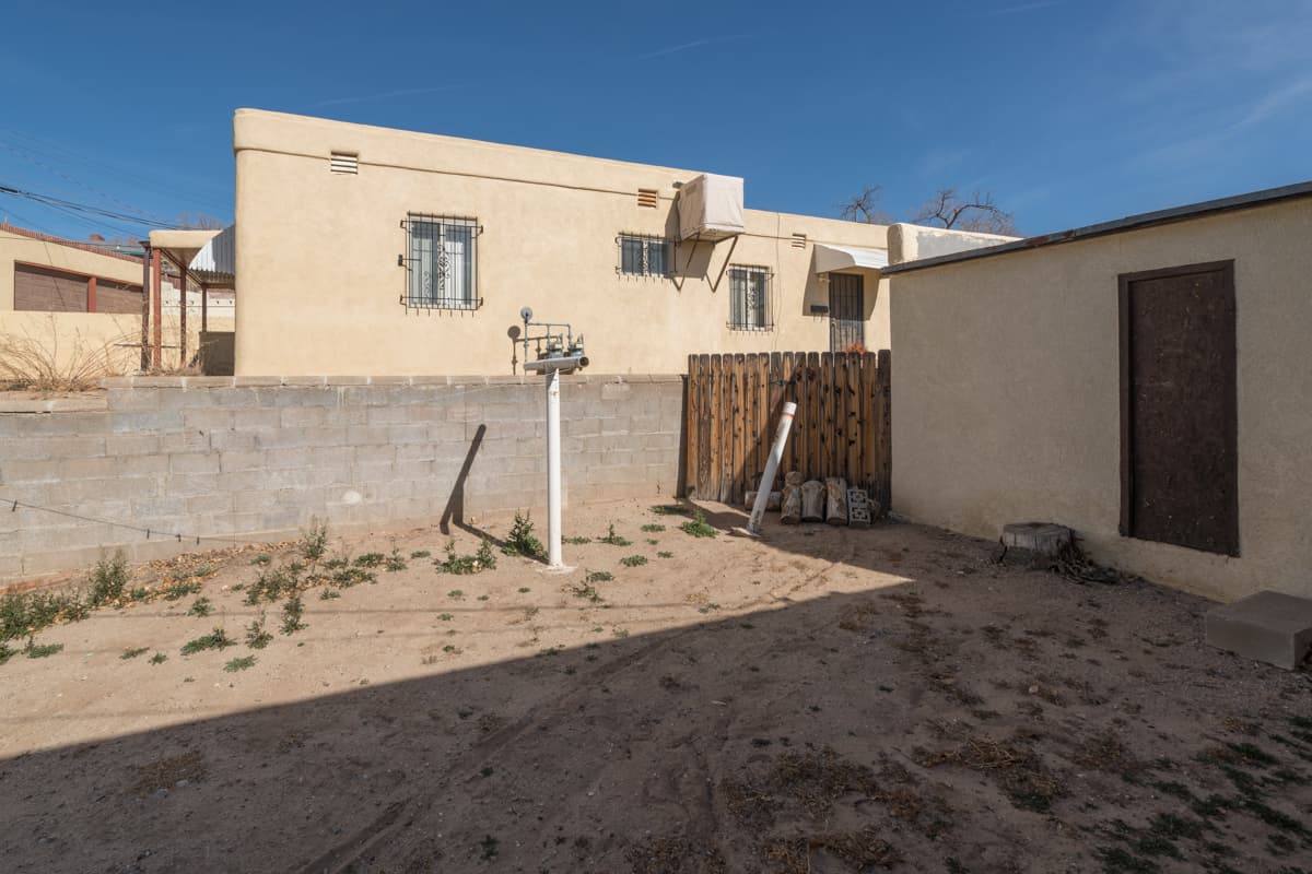 Albuquerque Apartment: 1217-1223  Dr Martin Luther King Jr Ave NE