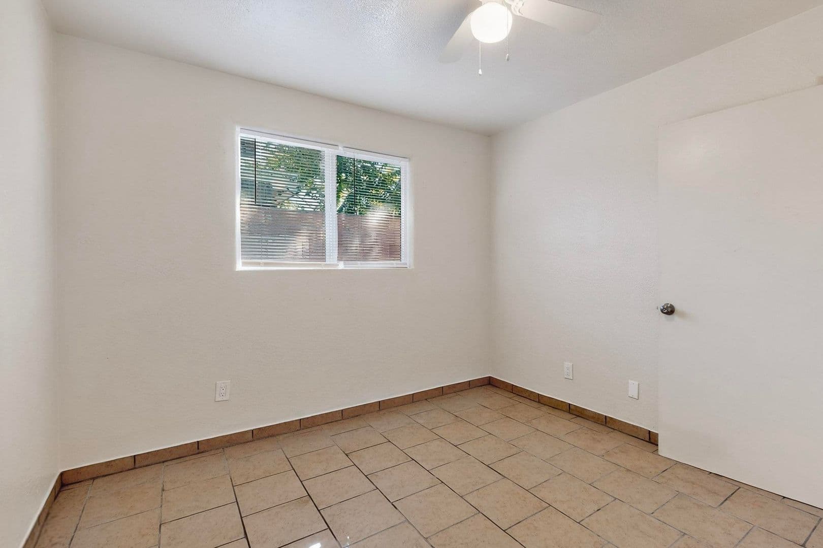 Albuquerque Apartment: Z540 Cardenas Dr SE