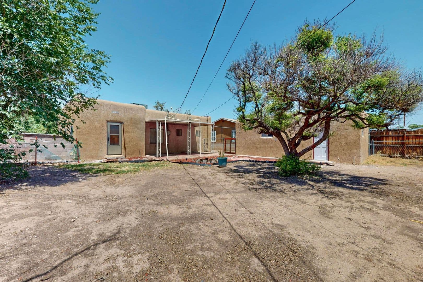 Albuquerque House: 5016 5th Street NW