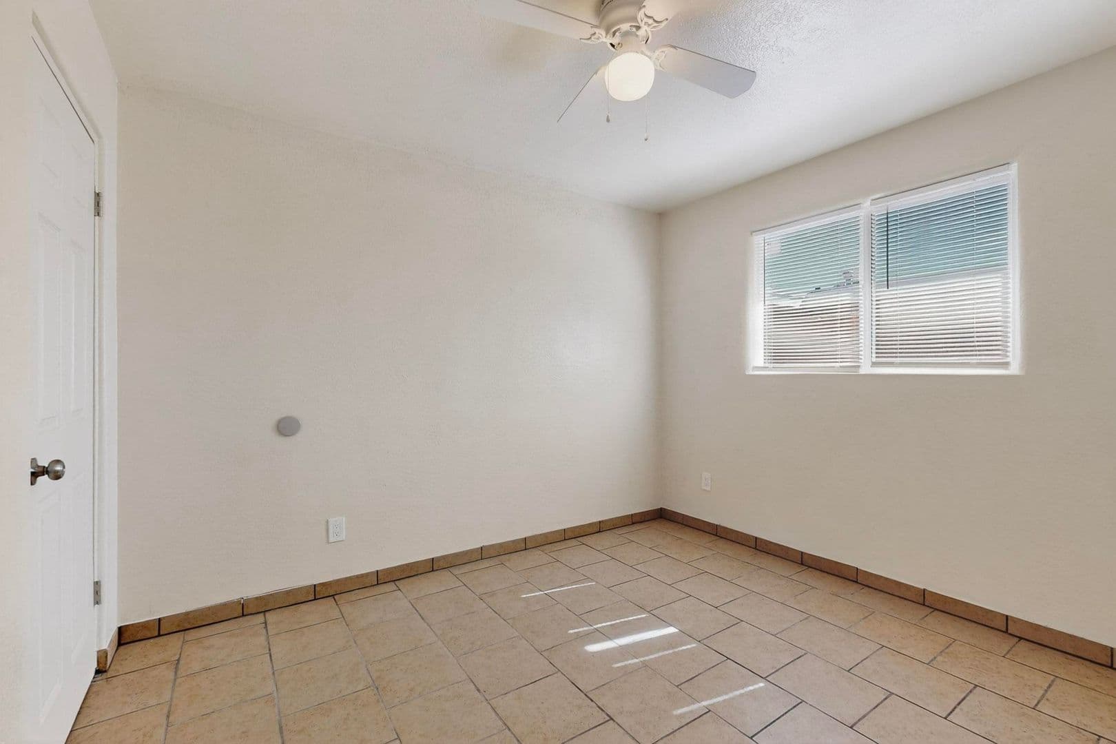 Albuquerque Apartment: Z536 Cardenas Dr SE