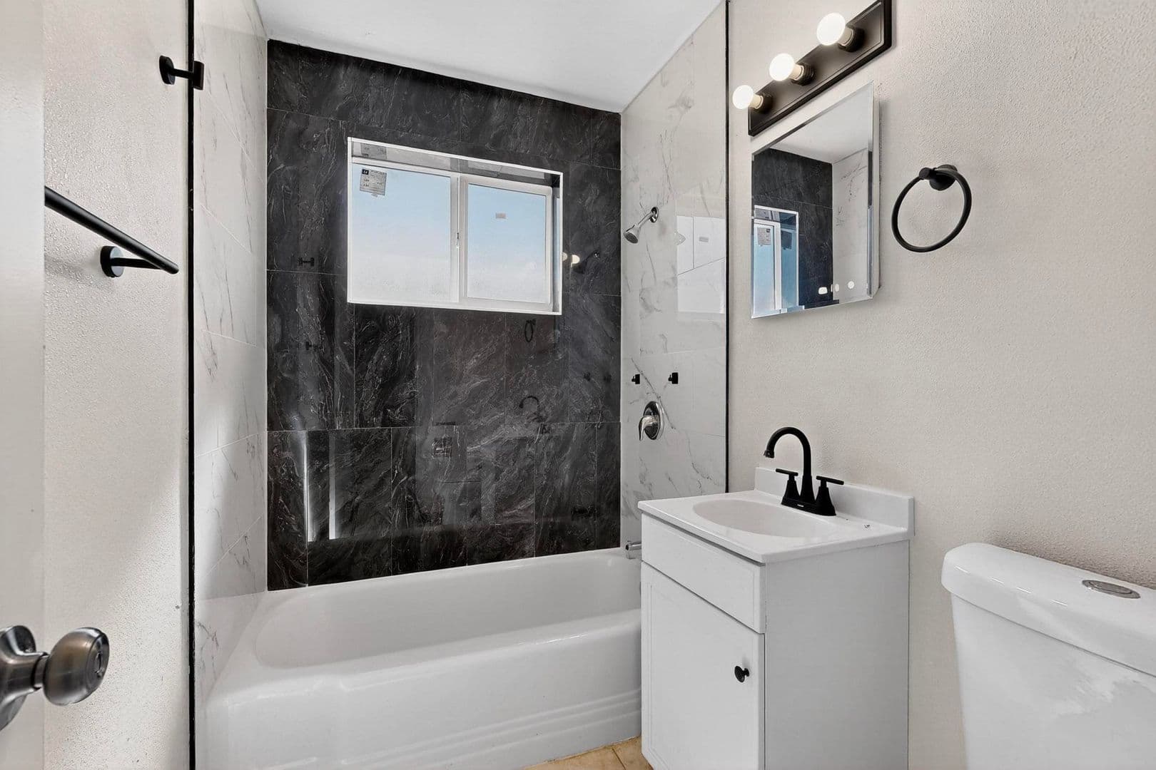 Albuquerque Apartment: Z536 Cardenas Dr SE