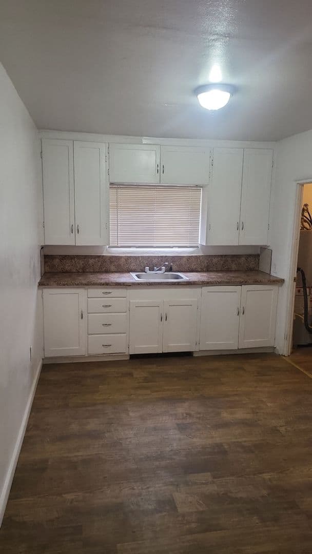 Albuquerque Apartment: 1407 - 1409 Hazeldine Ave SE