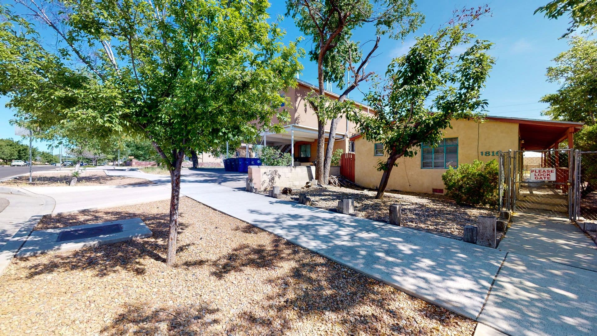 Albuquerque Apartment: 1816 Lead Avenue SE