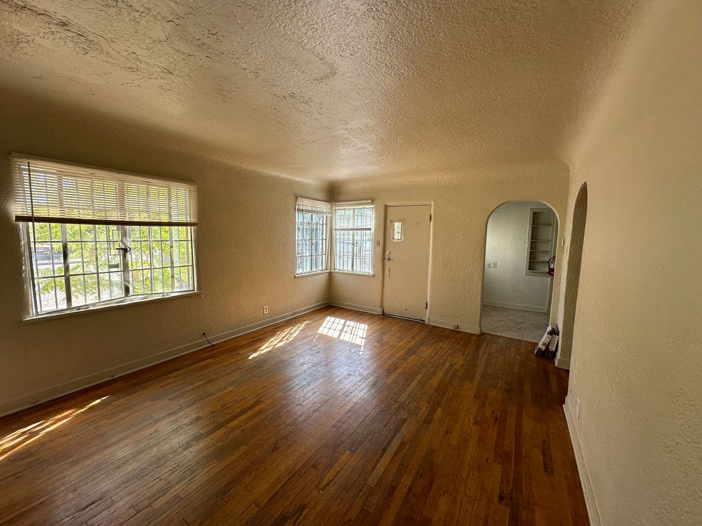 Albuquerque Apartment: Stanford/Silver