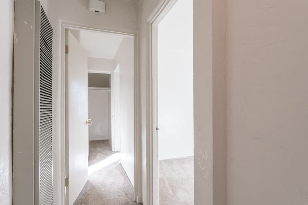 Albuquerque Apartment: 420 Jefferson St NE