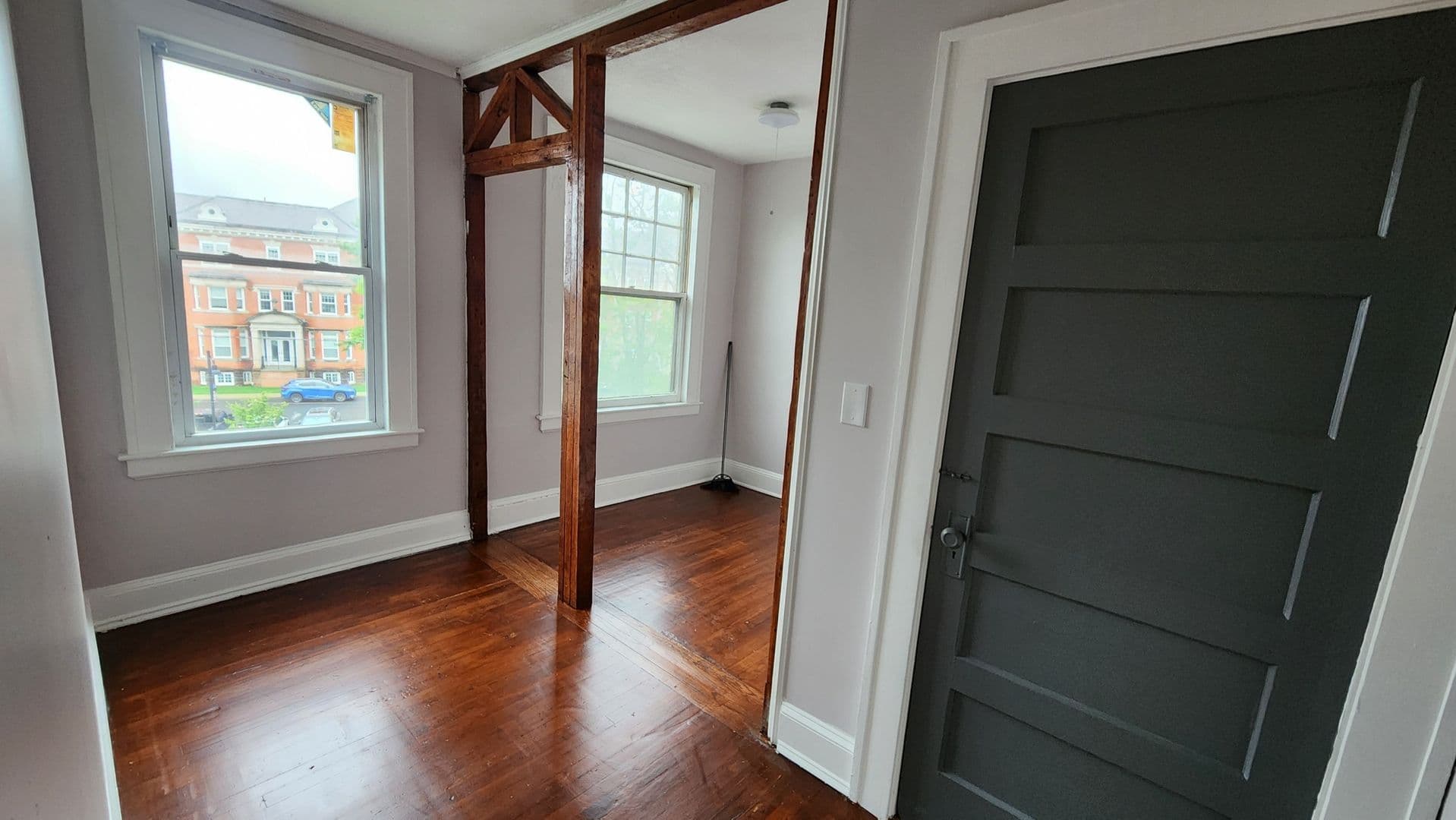West Hartford Apartment: 22 Park Road
