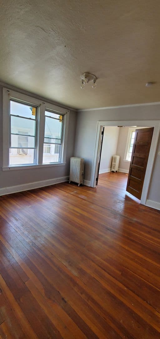 West Hartford Apartment: 22 Park Road