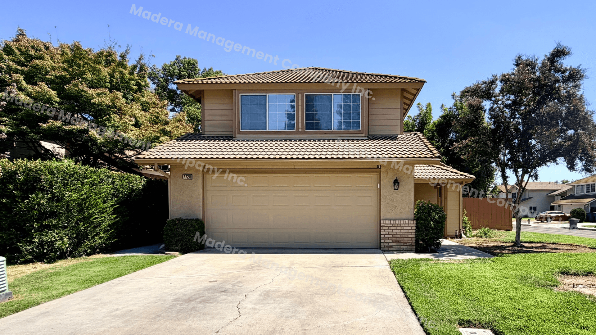 Fresno House: 7728 North 8th Street