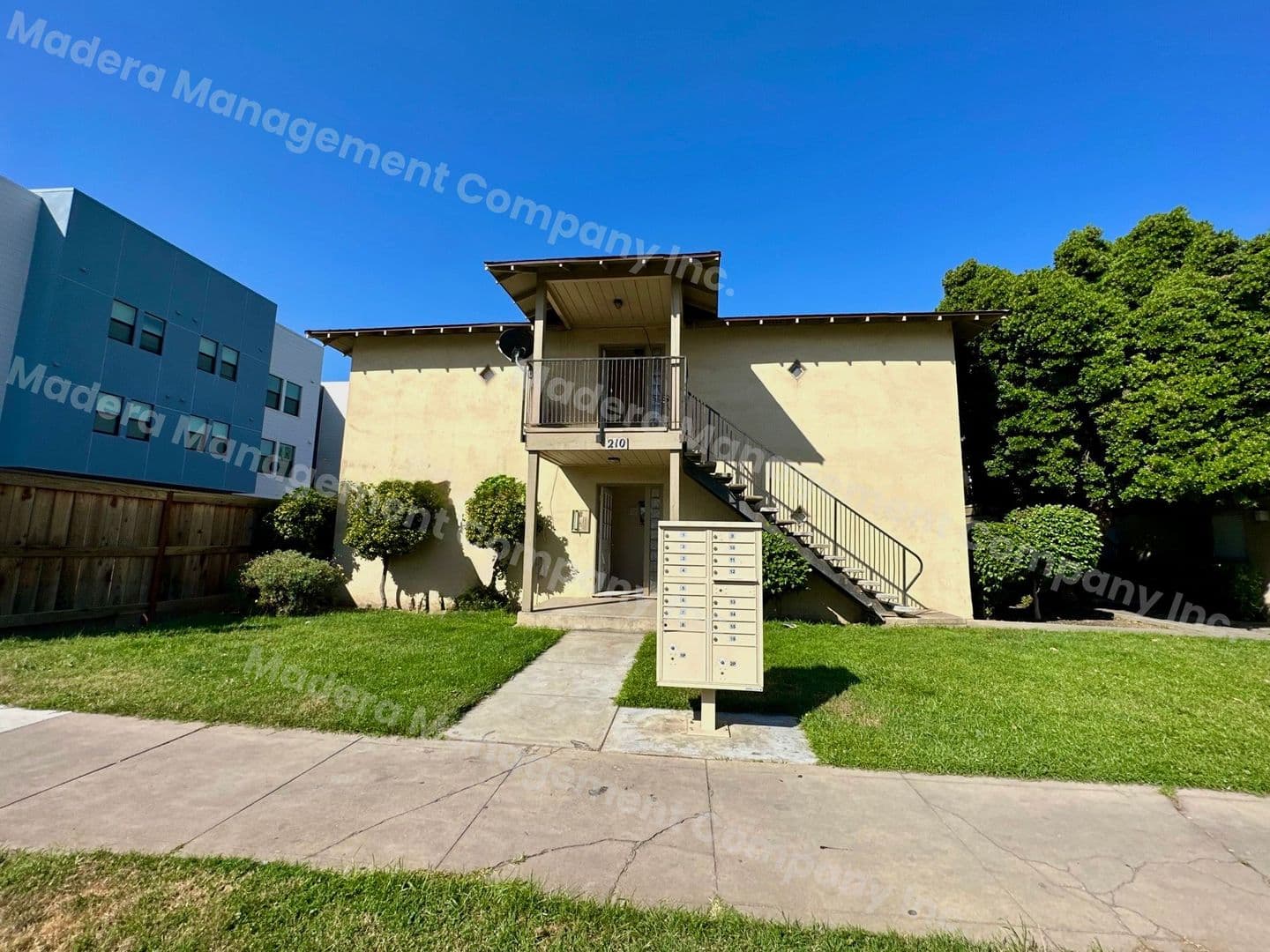 Madera Apartment: 210 N. C Street