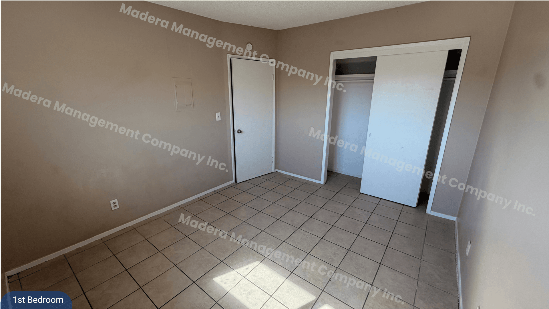 Madera Apartment: 301 North B Street