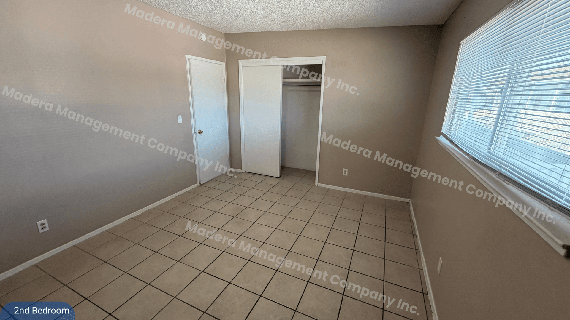 Madera Apartment: 301 North B Street