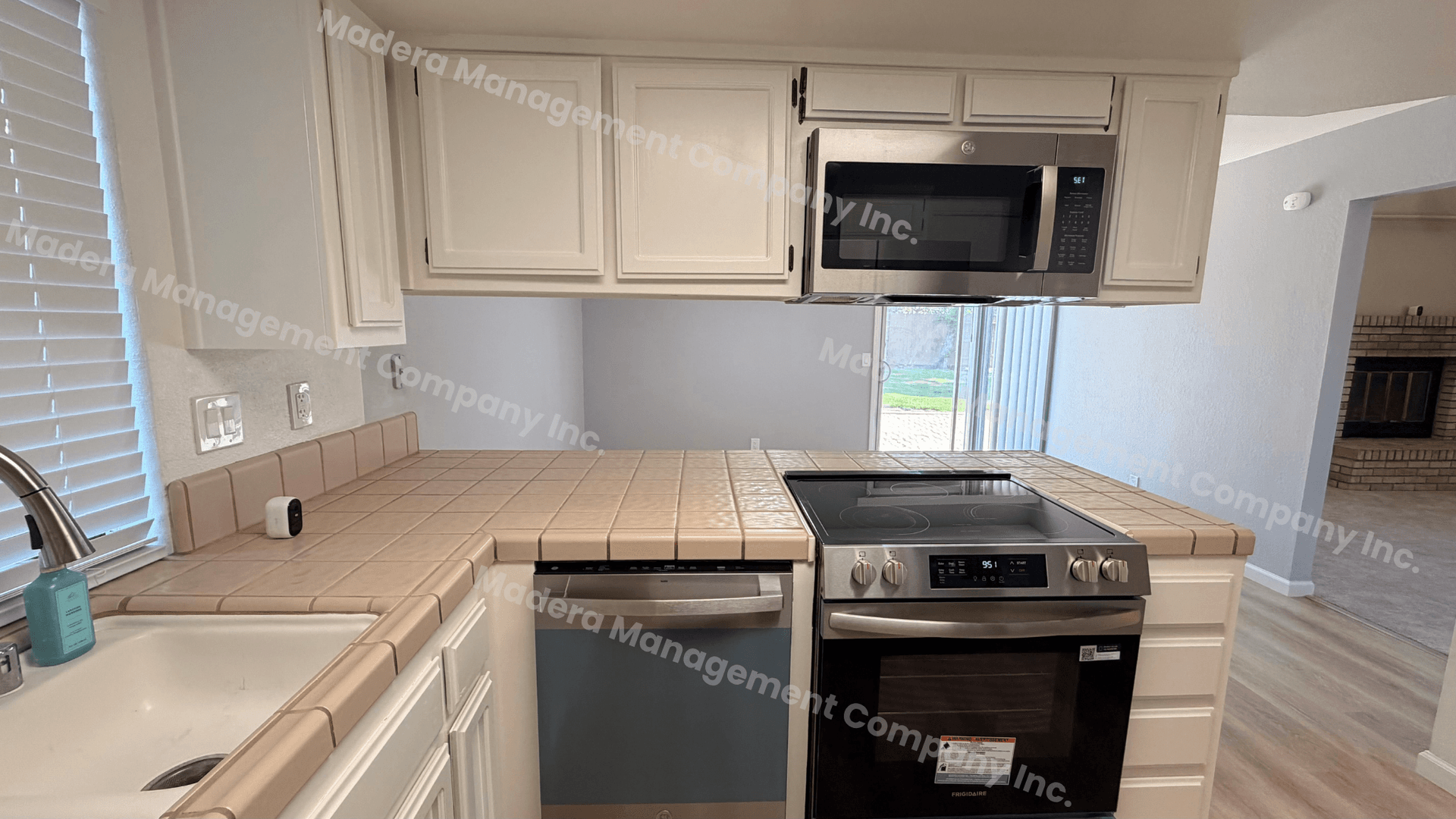 Fresno House: 7728 North 8th Street