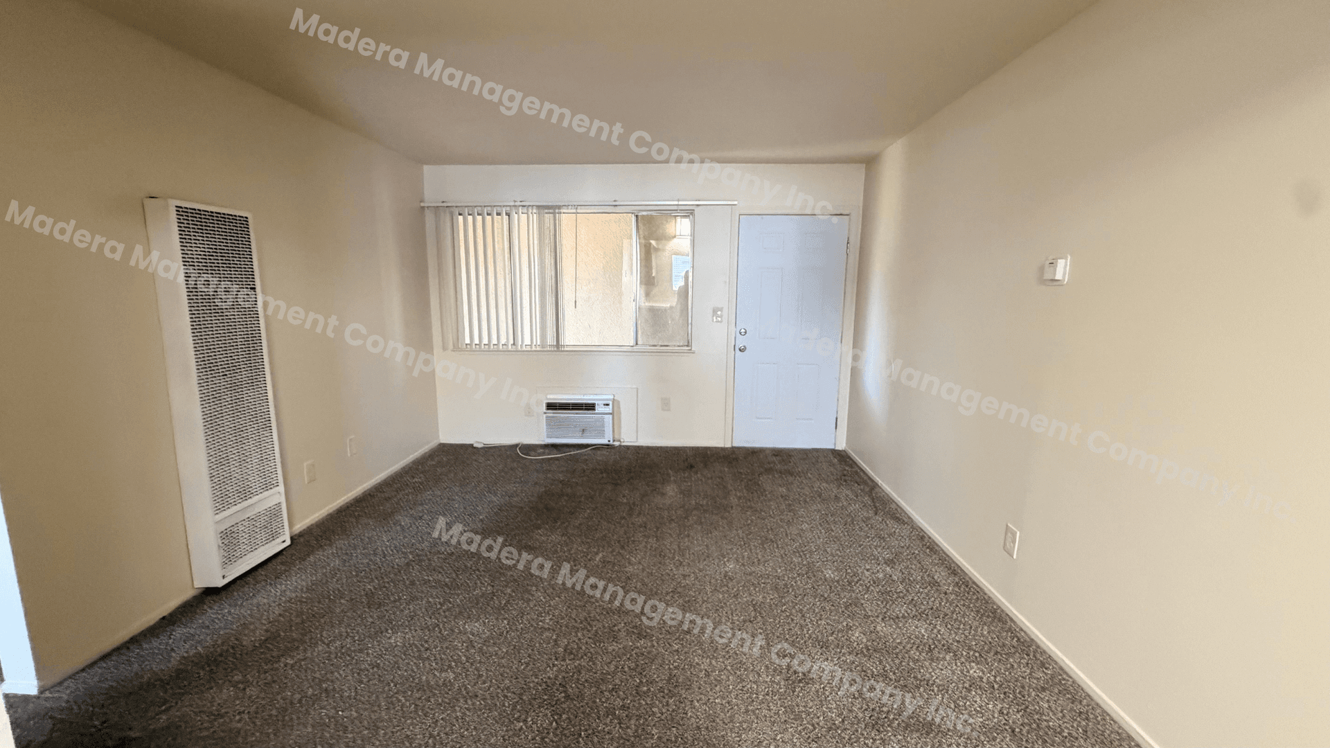 Madera Apartment: 412 E. 4th Street